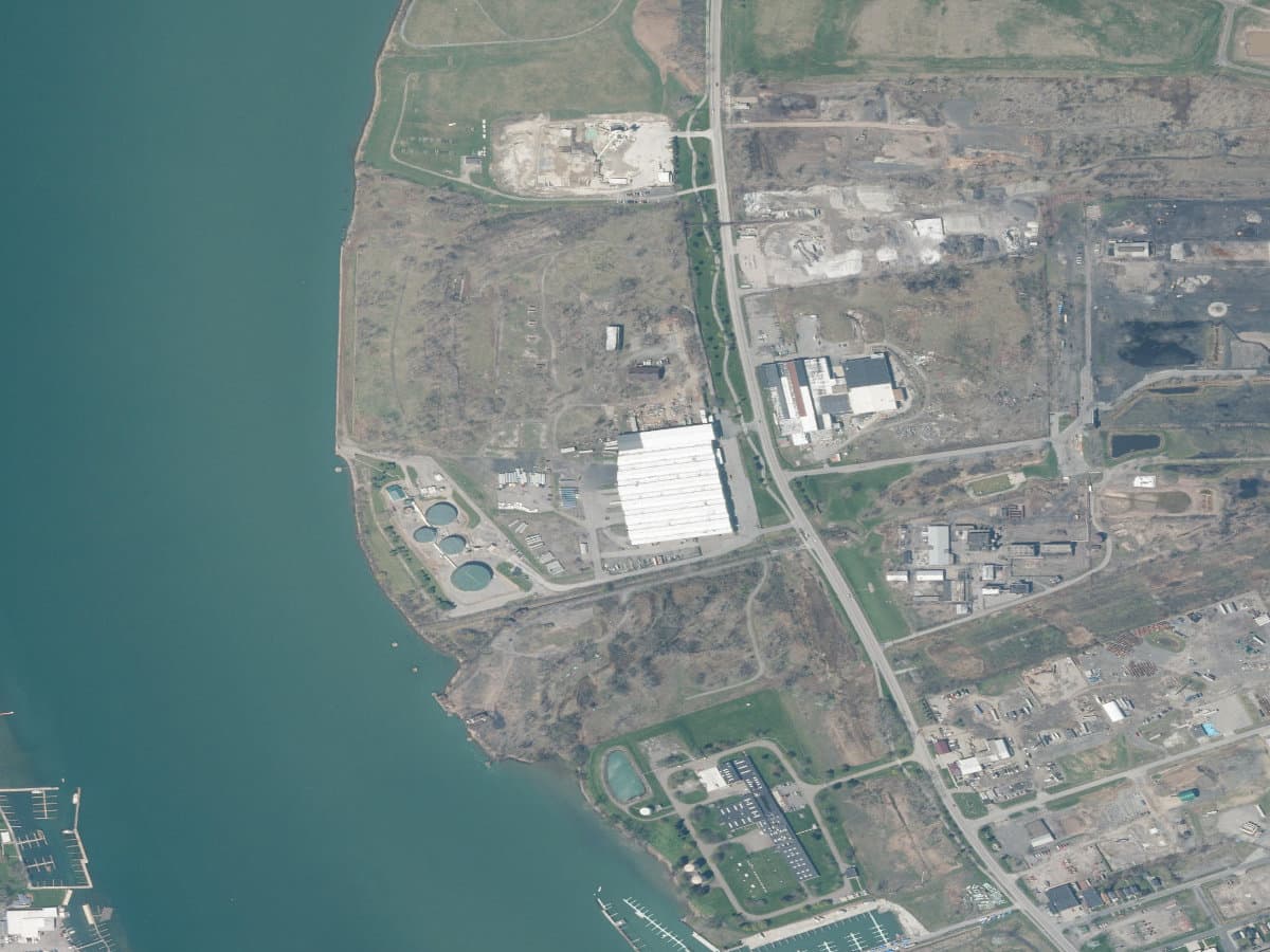 New York State orthophoto showing the River Road industrial corridor and Niagara River shoreline in Tonawanda